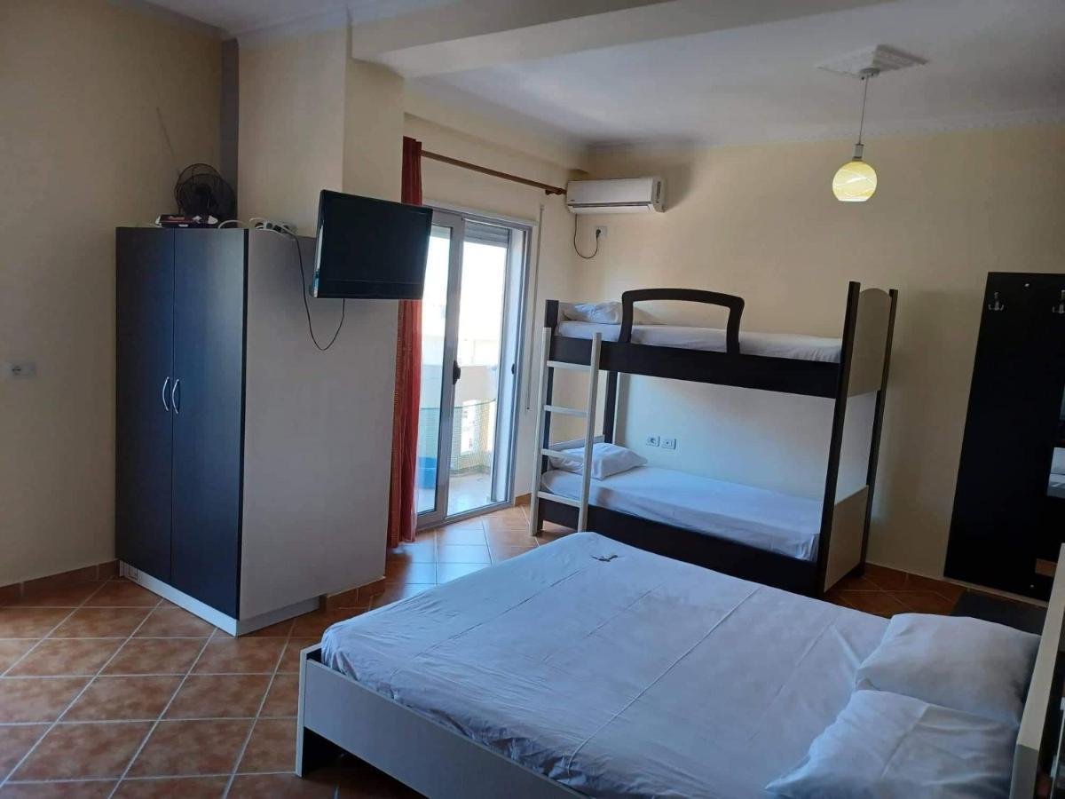 Ari Apartaments Wlora Zewnętrze zdjęcie