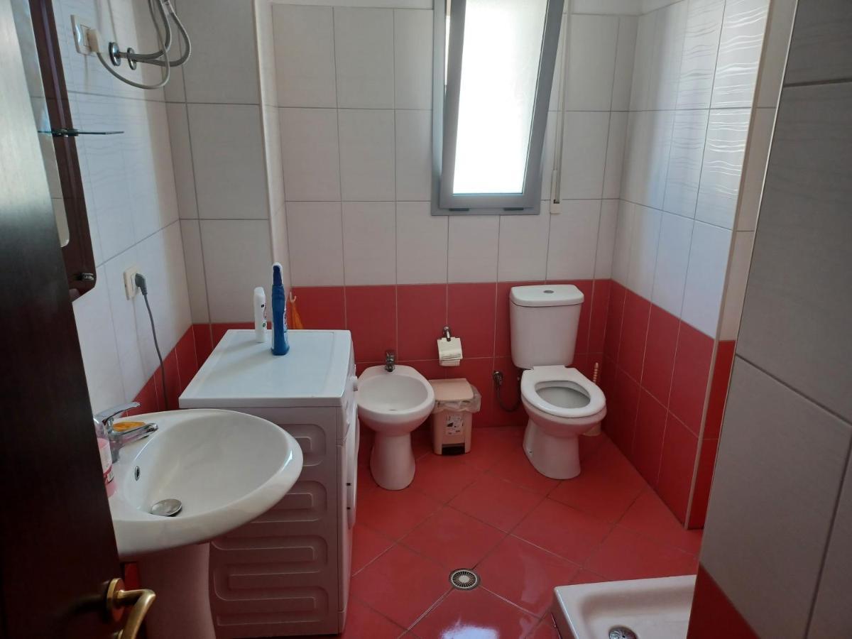 Ari Apartaments Wlora Zewnętrze zdjęcie