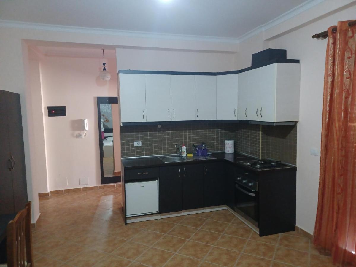 Ari Apartaments Wlora Zewnętrze zdjęcie