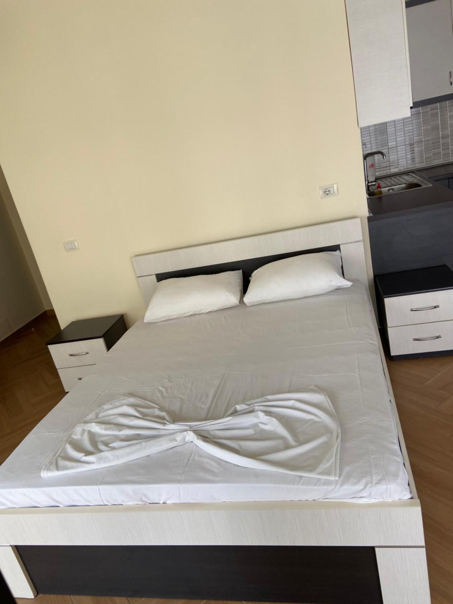Ari Apartaments Wlora Zewnętrze zdjęcie