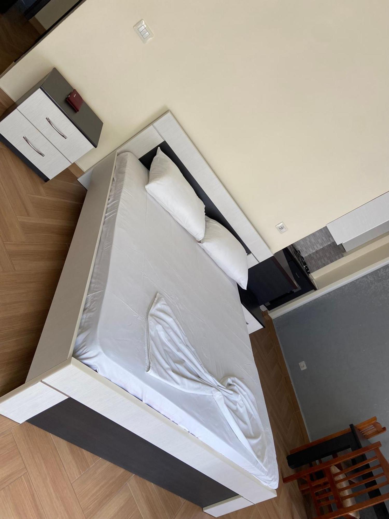 Ari Apartaments Wlora Zewnętrze zdjęcie